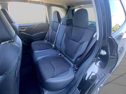 Certified 2023 Subaru Forester Premium AWD/4WD image 20