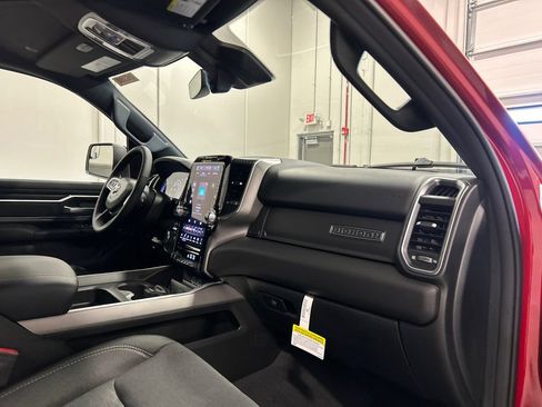 New 2026 RAM 1500 Big Horn AWD/4WD image 35