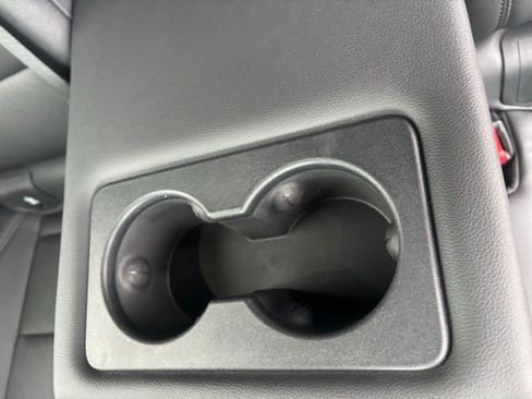 New 2026 Chevrolet Equinox LT w/ Convenience Package II FWD image 23