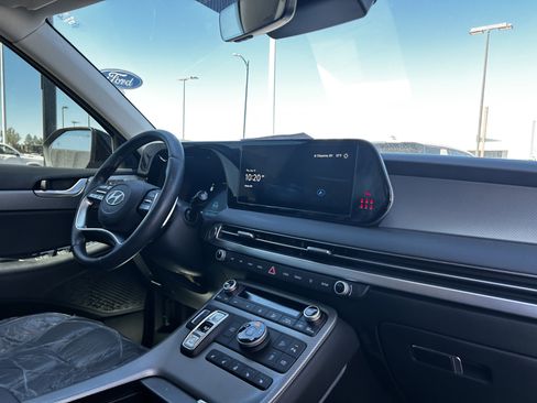 Used 2025 Hyundai Palisade SEL AWD/4WD image 15