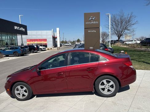 Used 2016 Chevrolet Cruze LT image 3