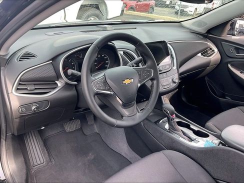 Used 2024 Chevrolet Malibu RS FWD image 13