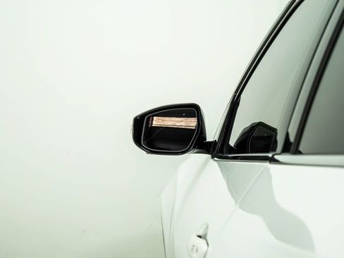 Used 2023 Nissan Maxima SR w/ Sport Mat Group FWD image 14