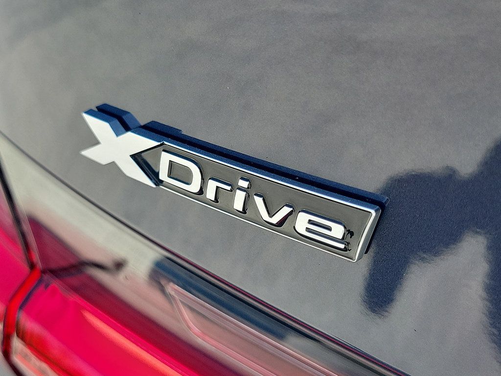 Used 2024 BMW M3 Competition w/ M Carbon Exterior Package AWD/4WD image 7