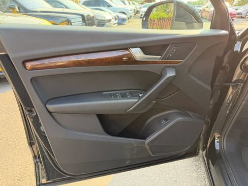 Used 2018 Audi Q5 2.0T Premium AWD/4WD image 15