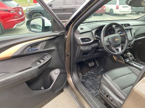 Used 2022 Chevrolet TrailBlazer ACTIV w/ Sun and Liftgate Package image 10