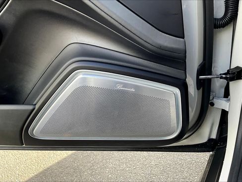 Used 2022 Porsche Panamera Turbo S image 35