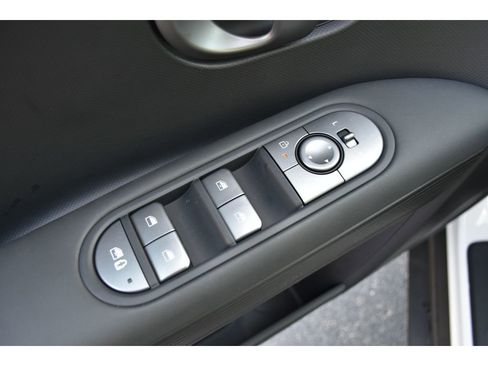 New 2026 Hyundai Ioniq 5 SEL image 17