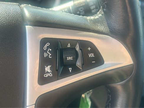 Used 2017 Chevrolet Equinox Premier w/ Enhanced Convenience Package FWD image 25