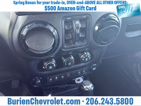 Used 2015 Jeep Wrangler Unlimited Sahara image 17