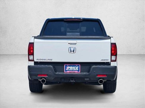 Used 2022 Honda Ridgeline Black Edition image 6