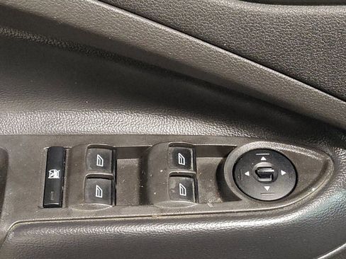 Used 2019 Ford Escape S FWD image 27