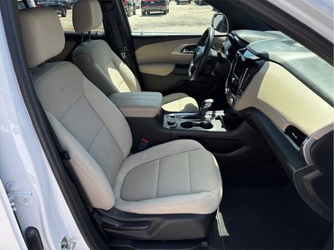 Used 2023 Chevrolet Traverse LS FWD image 41