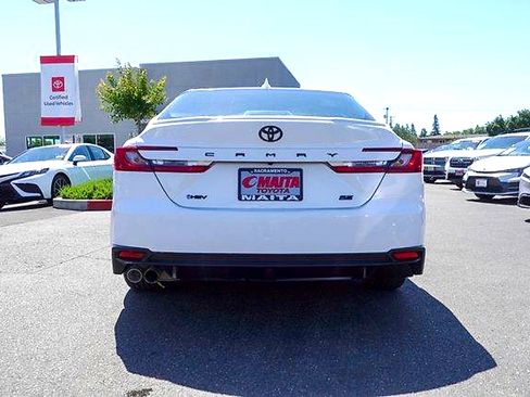 Certified 2025 Toyota Camry SE FWD image 6