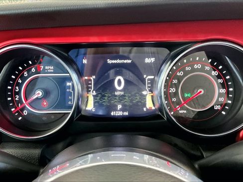 Used 2022 Jeep Gladiator Rubicon AWD/4WD image 14