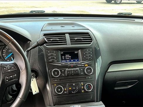 Used 2018 Ford Explorer 4WD Police Interceptor image 6