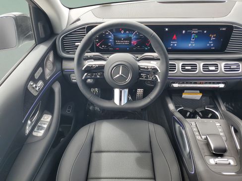 Certified 2026 Mercedes-Benz GLS 450 4MATIC image 11