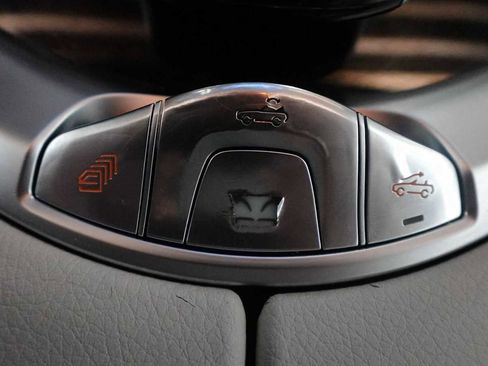 Used 2017 Mercedes-Benz C 300 Cabriolet image 58