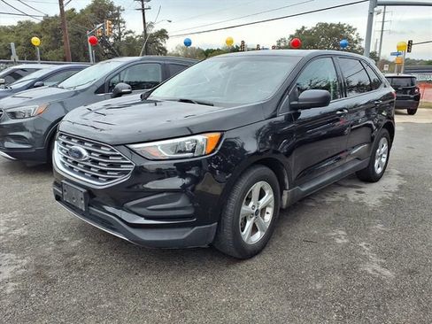Used 2019 Ford Edge SE w/ SE Fleet Driver's Package FWD image 3