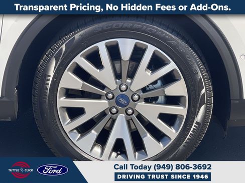 Used 2020 Ford Escape Titanium w/ Titanium Premium Package 2.0 AWD/4WD image 19