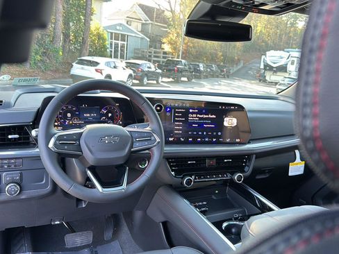 New 2026 Chevrolet Suburban RST image 16