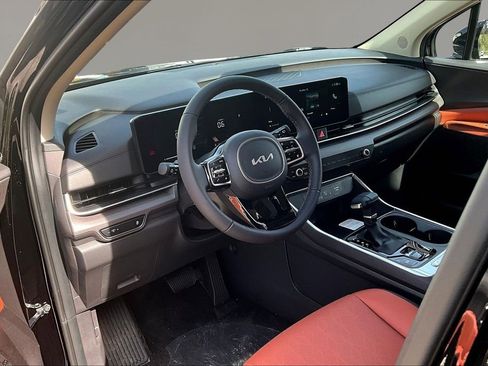 New 2026 Kia Carnival EX image 7