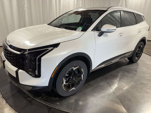 New 2026 Kia Sportage EX image 1