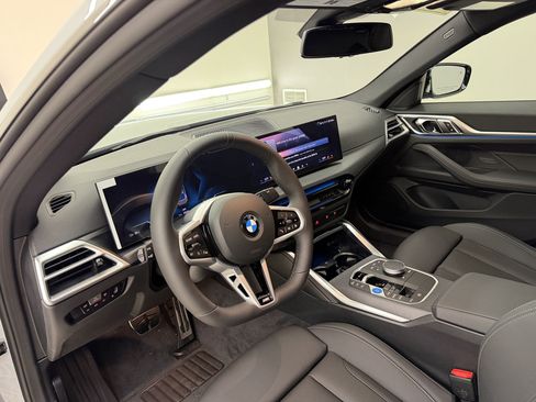 New 2026 BMW i4 eDrive40 w/ M Sport Package RWD image 4