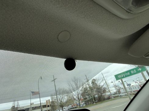 Used 2010 Subaru Impreza 2.5i image 22