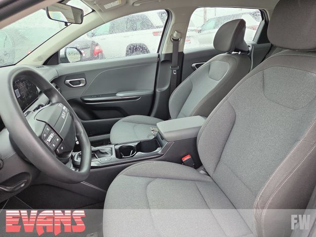 Used 2025 Kia K4 FWD image 19