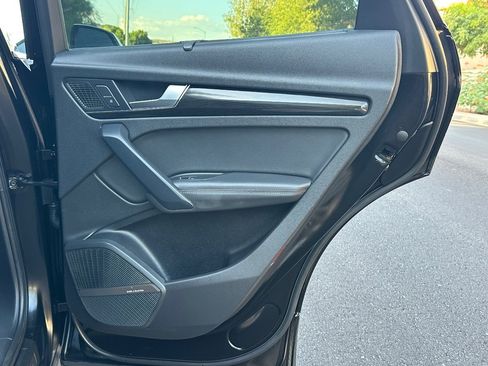 Used 2019 Audi Q5 Prestige w/ Prestige Package image 47