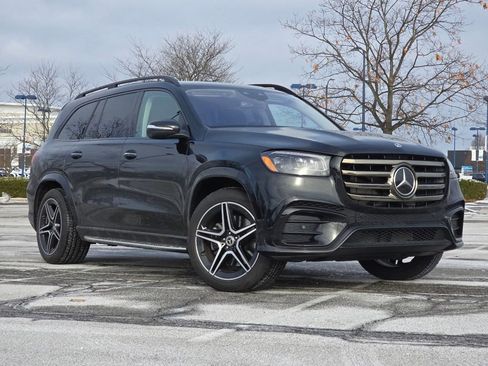 Used 2026 Mercedes-Benz GLS 450 GLS 450 image 2