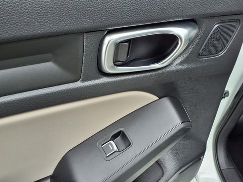 Used 2022 Honda Civic LX image 12
