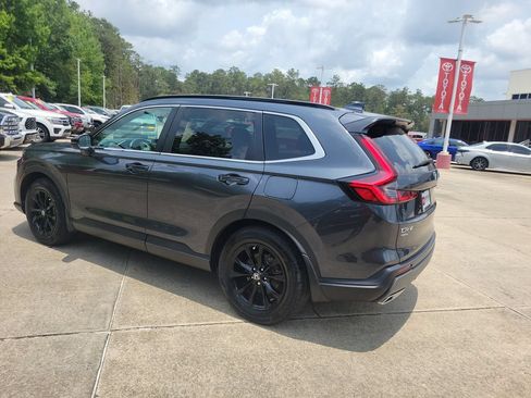Used 2023 Honda CR-V Sport image 3