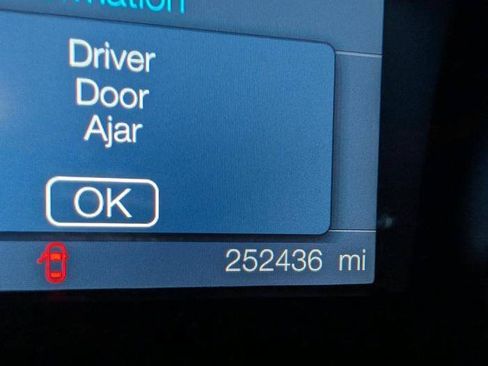 Used 2011 Ford Edge SE FWD image 37
