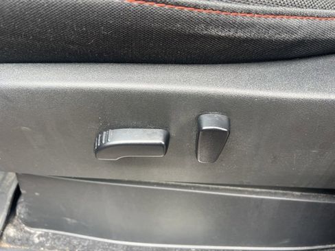 Used 2022 Nissan Frontier PRO-4X image 7