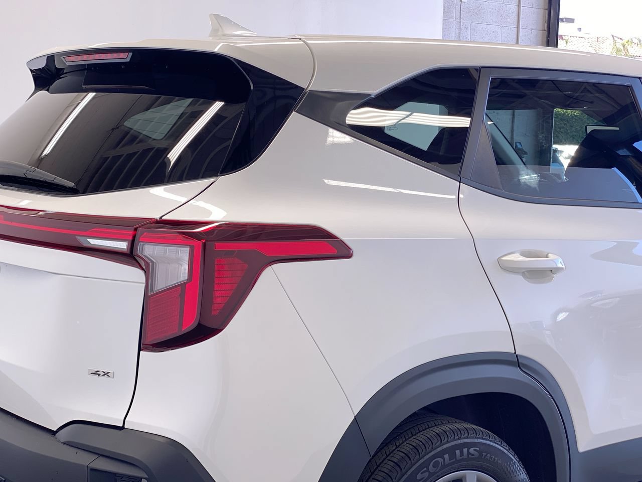 Certified 2026 Kia Seltos LX AWD/4WD image 10
