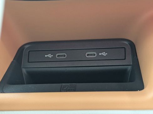 New 2025 Volkswagen ID. Buzz Pro S Plus image 22