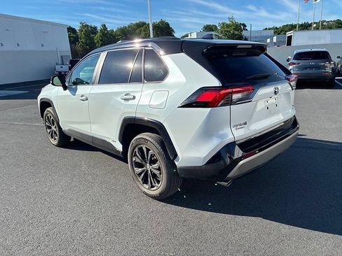Used 2024 Toyota RAV4 XSE AWD/4WD image 11