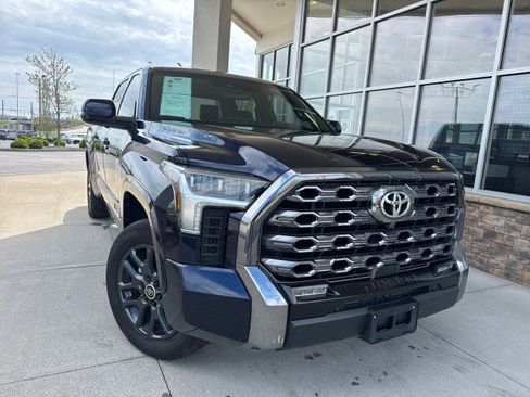 Used 2024 Toyota Tundra Platinum AWD/4WD image 2