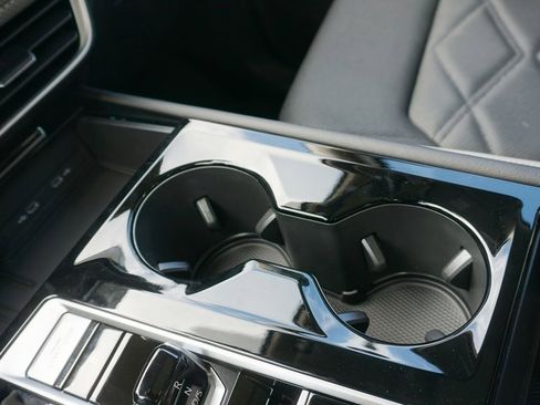 New 2026 Volkswagen Atlas Peak Edition image 21