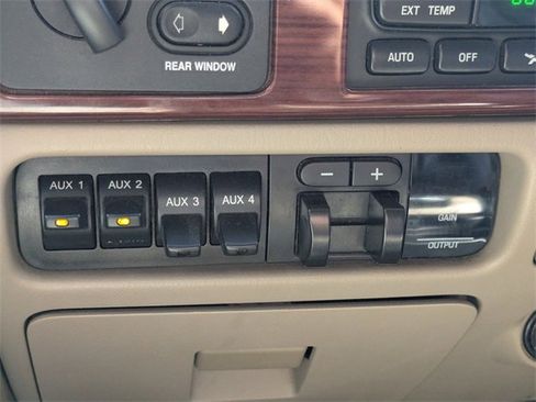 Used 2005 Ford F250 Lariat image 21