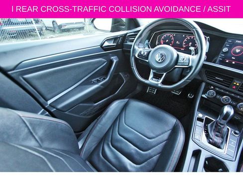 Used 2019 Volkswagen Jetta GLI Autobahn image 9