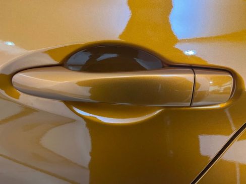 Used 2023 Nissan Kicks SR w/ SR Premium Package image 40