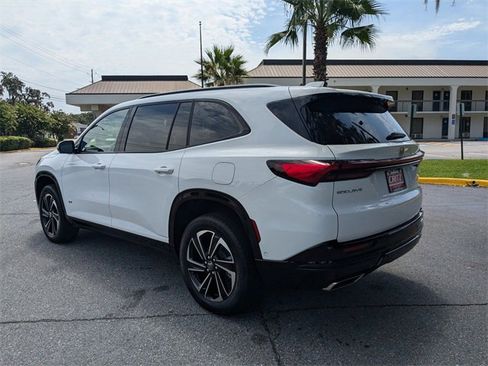 New 2025 Buick Enclave Sport Touring w/ Super Cruise Package image 7