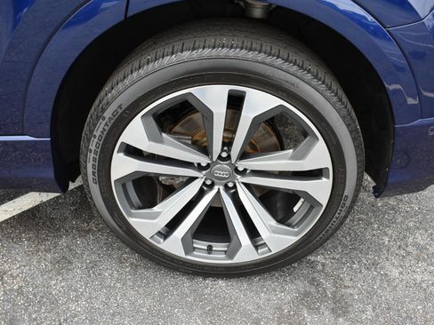 Used 2020 Audi Q8 Prestige w/ Prestige Package AWD/4WD image 30