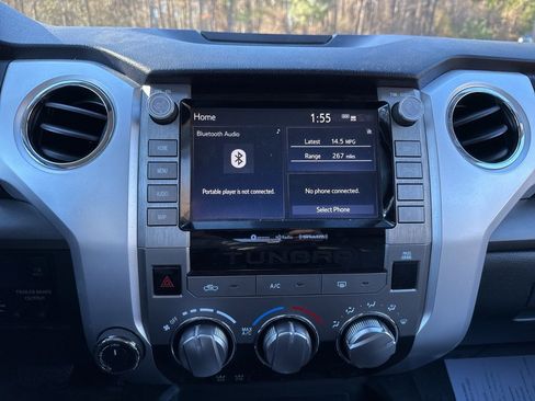 Used 2021 Toyota Tundra SR5 w/ SR5 Leather Package image 15