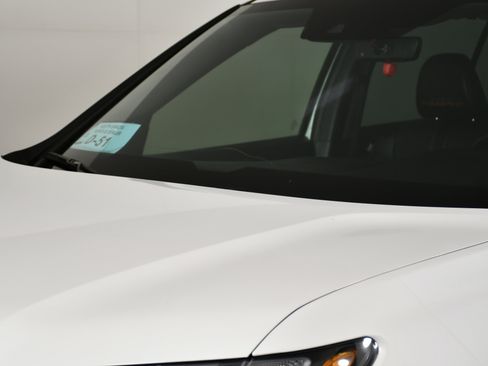 Certified 2023 Honda Passport TrailSport image 12