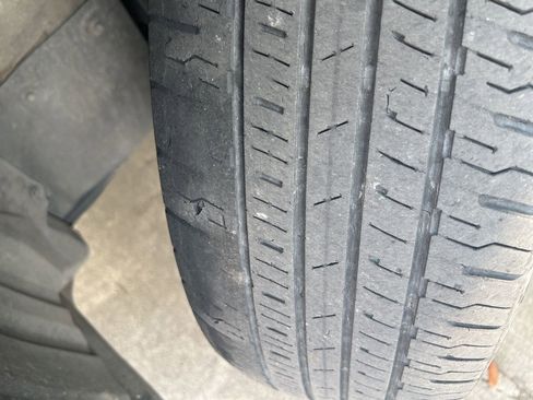 Used 2023 Toyota Venza LE image 7