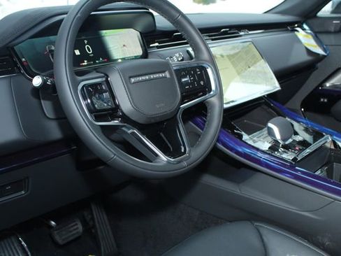 New 2026 Land Rover Range Rover Sport SE image 12